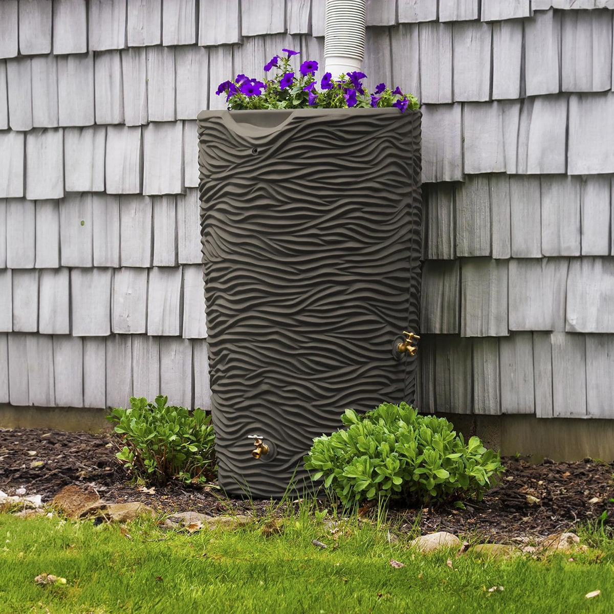 65-Gallon Rain Saver Barrel with 2 Brass Spigots and Screen N8699